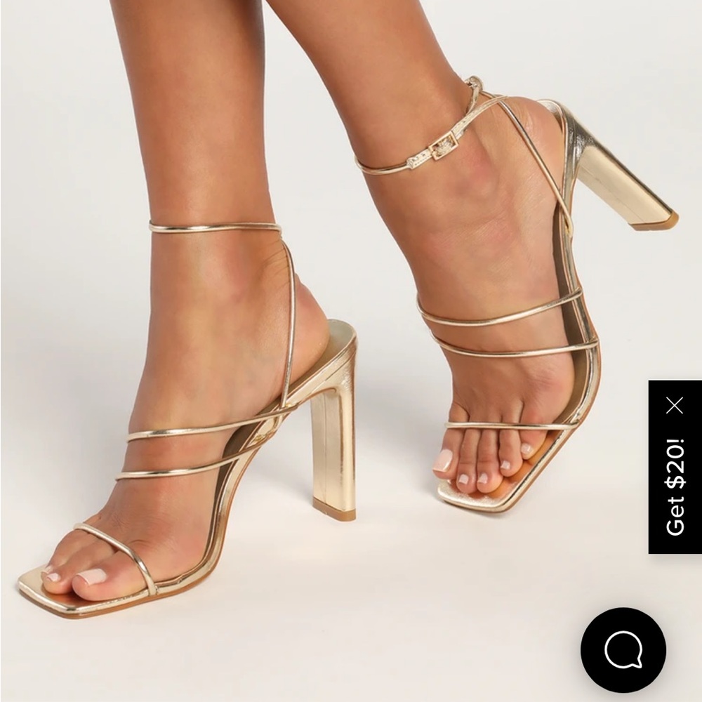 Billini Caitlin held gold size 9